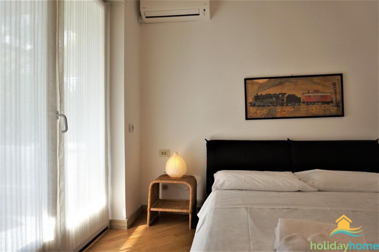 Green relax apartment Riva del Garda Buitenkant foto
